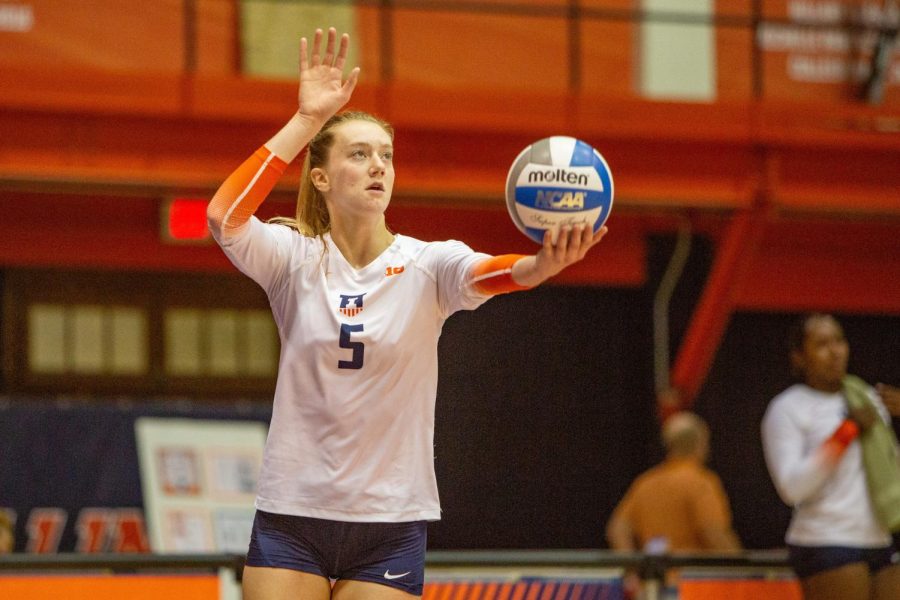 Setter+Diana+Brown+prepares+to+serve+the+ball+during+a+set+against+Purdue+on+Oct.+6.+The+Illini+hope+for+a+victorious+comeback+against+Indiana+on+Friday.+