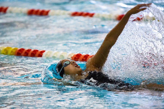 Illini swimmer, Suvana Baskar, swims backstroke during the Orange and Blue meet on Oct. 9. The Illini will be competing in Indianapolis on Thursday for the House of Champions Invitational. 