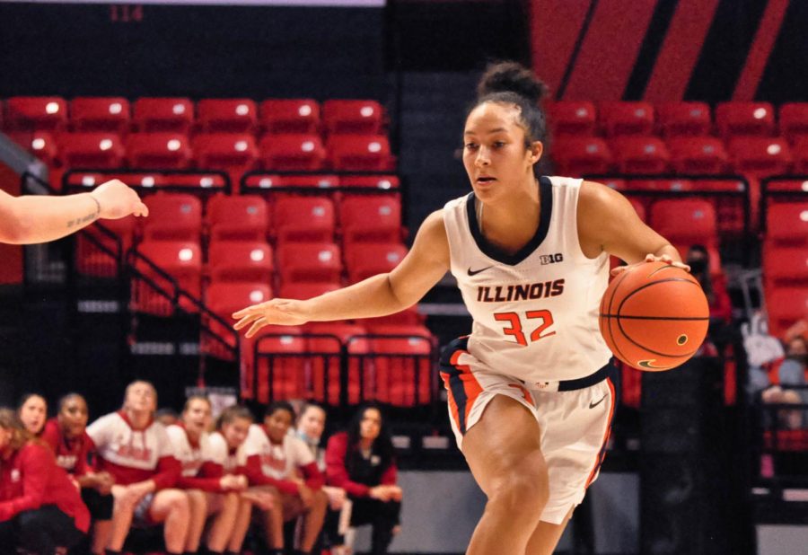 Guard Aaliyah Nye strategizes her moves during the game against SIUE on Nov. 18. The Illini obtain their first lost of the season, 71-62.
