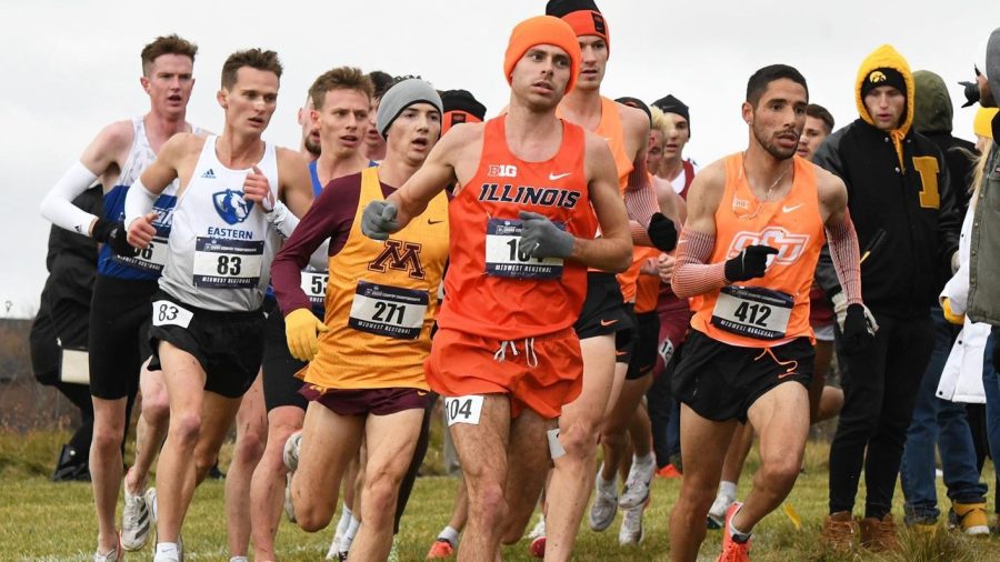 Runner+Jon+Davis+takes+the+lead+at+the+NCAA+Midwest+Regionals+in+Iowa+on+Nov.+12.+Davis+was+the+only+runner+on+the+team+to+advance+to+the+NCAA+Championships.+