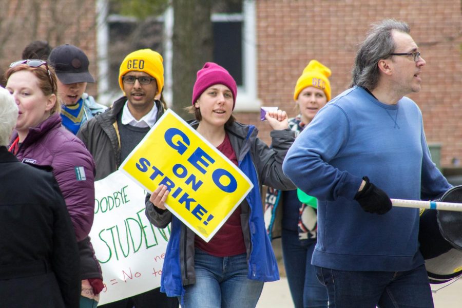 GEO members go on strike outside of Altgeld Hall on Mar. 2, 2018. Columbia Universitys recent labor strike victory motivates and readies graduate employee unions for the future. 