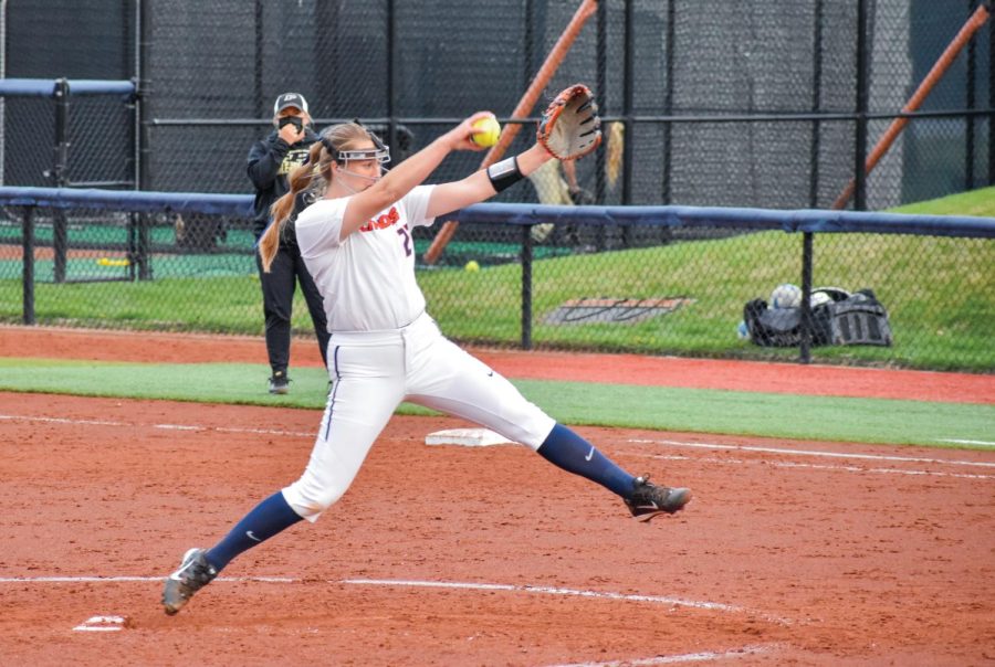 Pitcher Sydney Sickels winds up to deliver a pitch during Illinois game against Purdue on April 16 in Champaign. Sickels recorded the second no-hitter of her career on Saturday against Western Illinois, and the Illini beat the No. 10 Arkansas Razorbacks on Sunday.