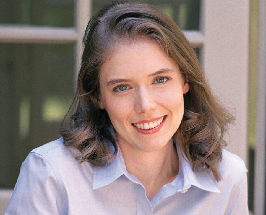 Madeline Miller, author of New York Times Bestsellers Circe and The Song of Achilles, is partnering with the Champaign and other Illinois libraries to talk about novels. 