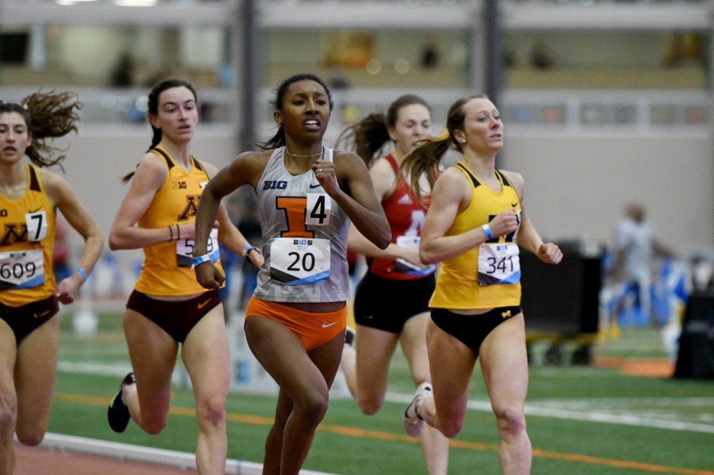 Illinois track & field looks to continue building momentum at Meyo