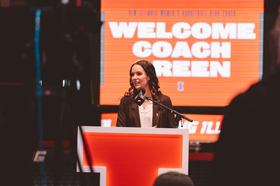 New+Illinois+womens+basketball+head+coach+Shauna+Green+speaks+at+the+Introductory+Press+Conference+on+Tuesday.+Prior+to+receiving+the+new+position%2C+Green+was+the+head+coach+at+the+University+at+Dayton+for+six+years.+
