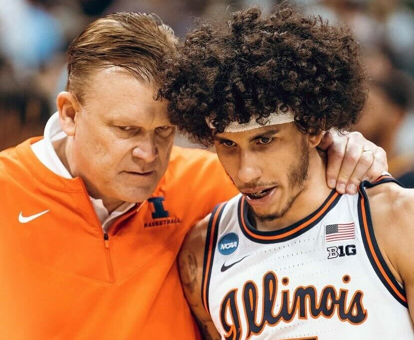 Guard Andre Curbelo speaks with head coach Brad Underwood during the first round game of the NCAA Tournament against Chattanooga on Friday. Curbelo reflects on Fridays game win and the opportunity in doing better this season than the previous one. 