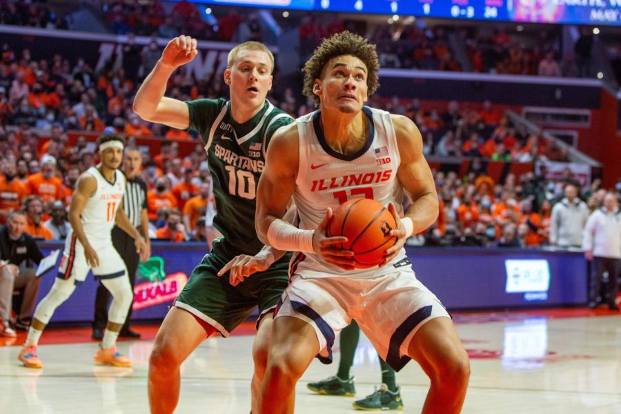 Redshirt+sophomore+forward+Benjamin+Bosmans-Verdonk+attempts+a+lay-up+during+the+game+against+Michigan+State+on+Jan.+25.+Bosmans-Verdonk+has+entered+the+transfer+portal+and+is+the+fourth+Illini+to+enter.+