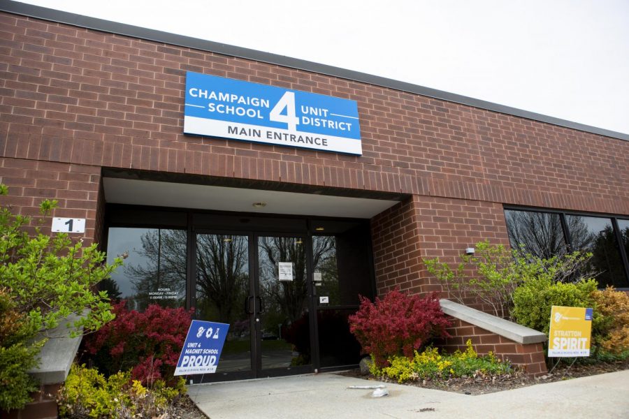 The Champaign Federation of Teachers has ratified the tentative agreement that was made with the Champaign Unit 4 School District.