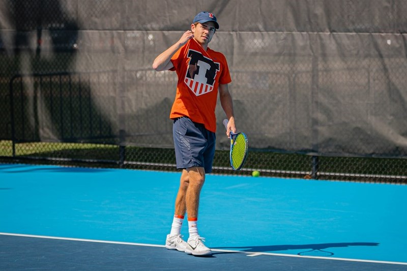 Senior+Nic+Meister+prepares+for+his+singles+match+against+Michigan+State+on+April+7.+The+Illini+will+be+competing+against+rivals+Northwester+on+Saturday.+