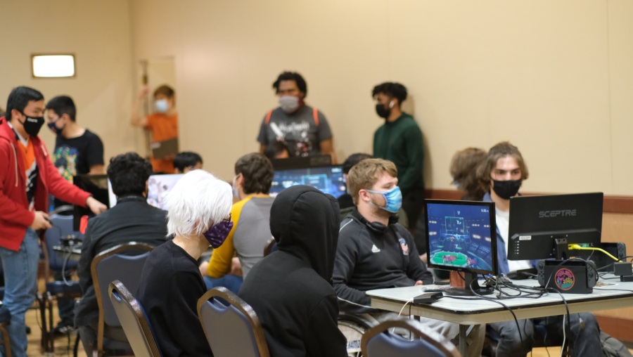 Members of Illini Esports compete Fall Semester LAN during the 2021 fall semester. The team will be hosting the Spring Semester LAN at the Illini Union on Saturday. 
