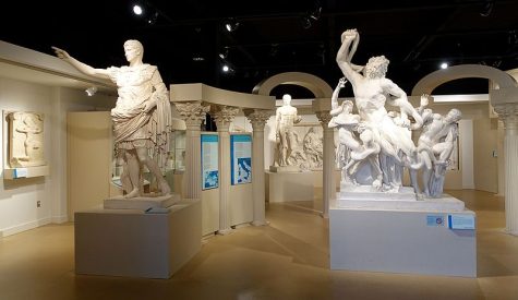 Ancient Mediterranean: The Dawn of the Individual is a permanent exhibit that sits at the Spurlock Museum. Senior columnist Noah Nelson expresses interest in a museum based on the Universitys history. 