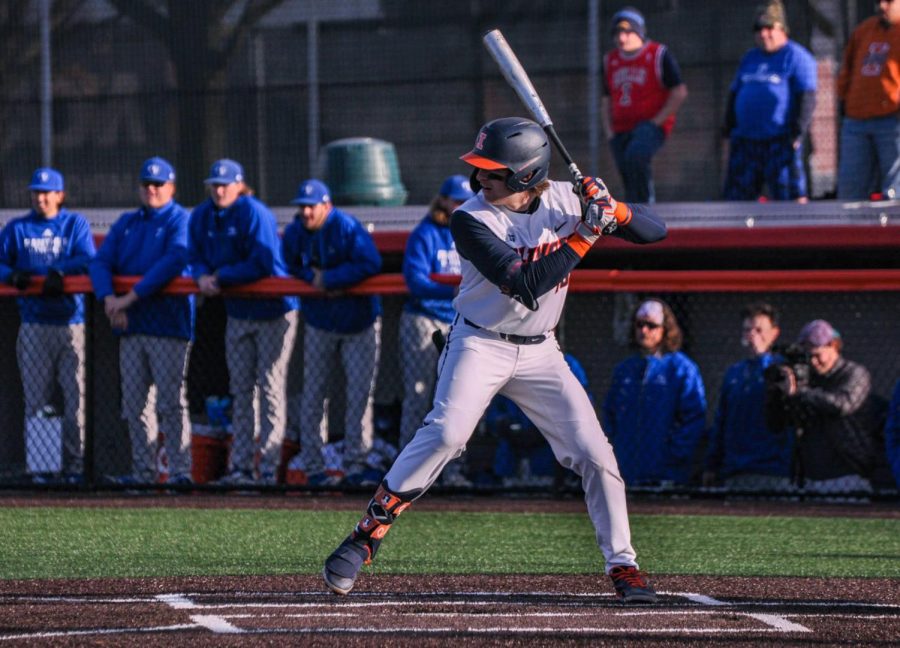 Junior baseman Kellen Sarver goes up to bat during the game against Eastern Illinois on March 8. The Illini will be playing at home on Illinois Field against Miami Ohio this weekend. 