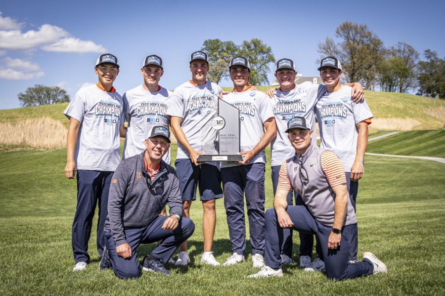 Illinois Mens Golf head coach Mike Small poses with the team after winning the 2022 Big Ten Championships on May 1. The team will be welcoming two new faces graduate student Matthis Besard and incoming freshman Ryan Voois.