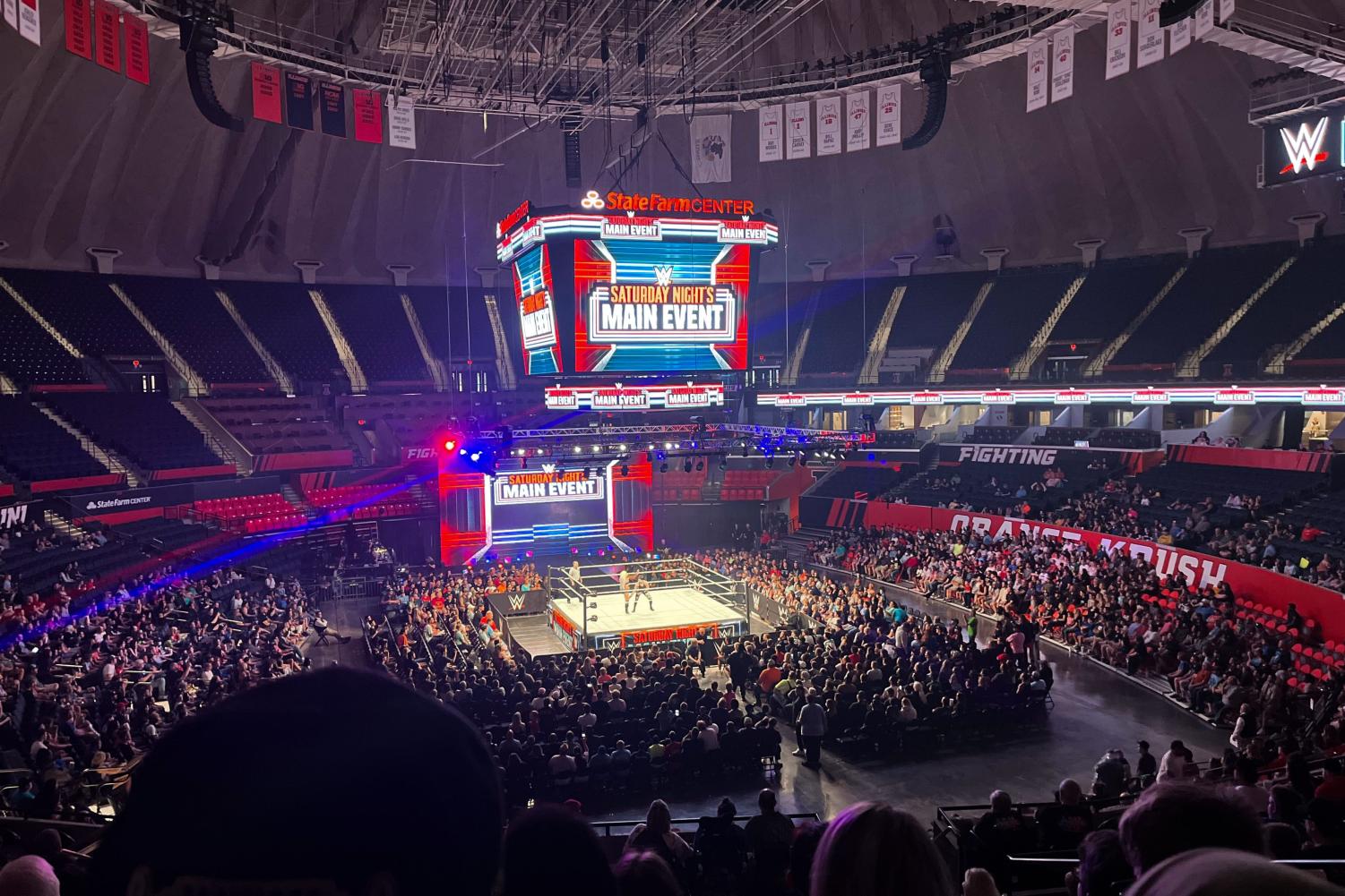 UIUC SmackDown State Farm Center hosts WWEs Saturday Nights Main Event 