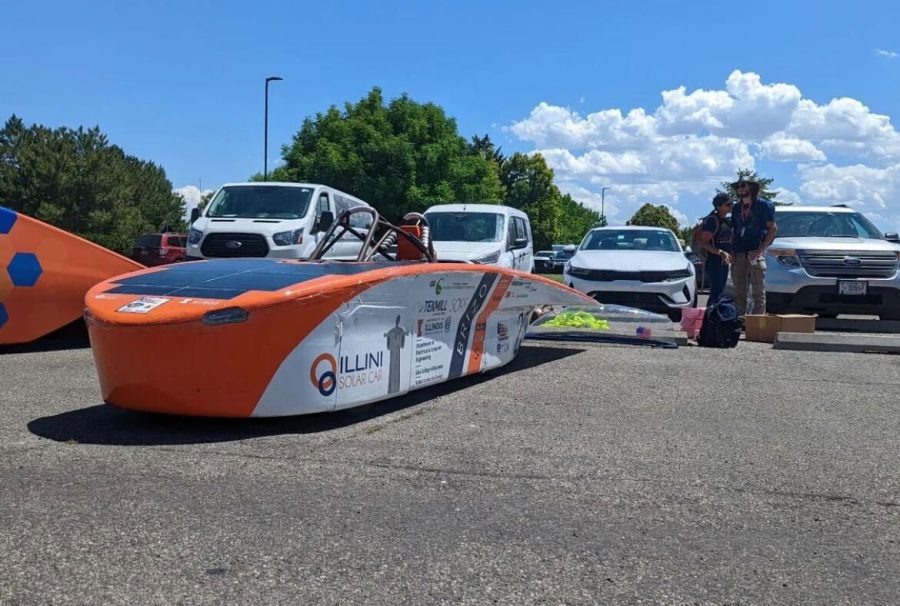 The+Illini+Solar+Car%2C+Brizo%2C+completes+the+2022+American+Solar+Challenge+at+Twin+Falls%2C+ID+on+July+16.+The+team+made+it+to+the+finish+line+at+12%3A36+p.m..+