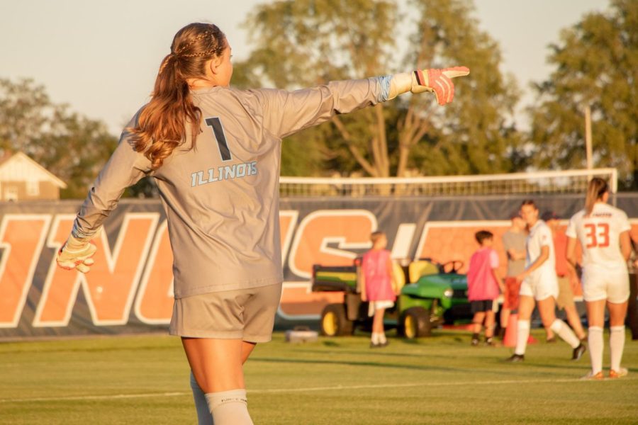 Junior goal keeper Julia Cili signals to teammates during the game against Illinois State on Aug. 18. The Illini fall to Notre Dame 4-0.  