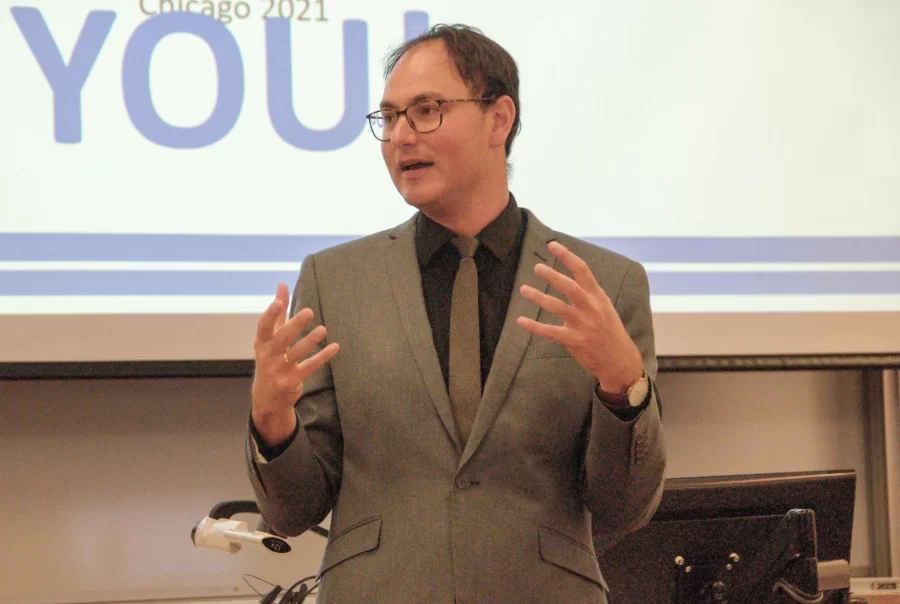 Daniel Aschheim, the Deputy Consulate General of Israel to the Midwest, holds a lecture called “Recipe for a Start-Up Nation: “Chutzpah,” Innovation, Academia and Everything in Between on Wednesday. 