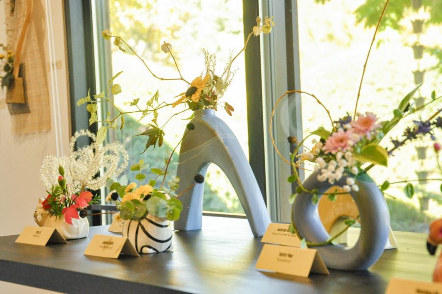 A display of vases with arranged flowers is presented at the Japan House on Saturday. These pieces were created by students of ARTJ 199: Special Topics in Japanese Aesthetic Practices. 