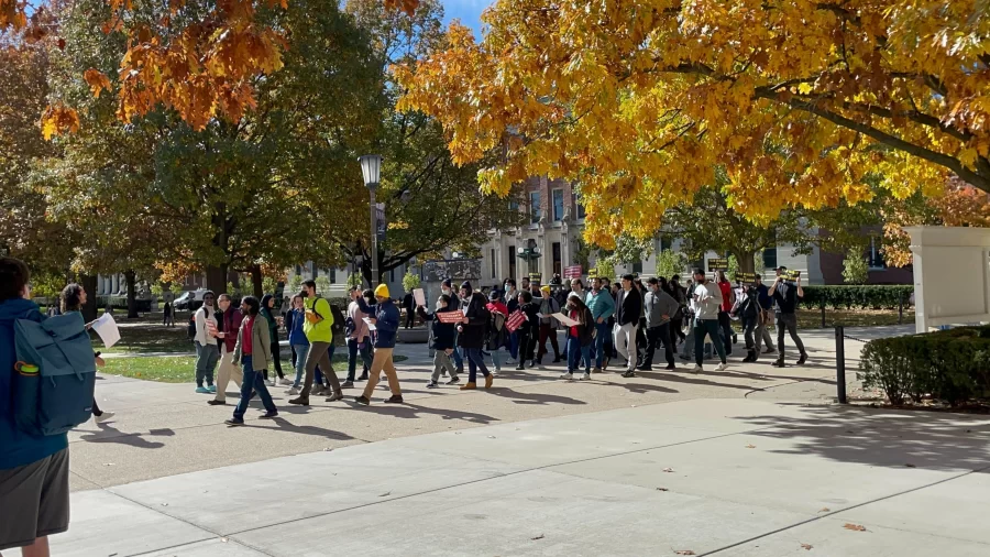 Graduate+Employees+Organization+members+protest+outside+the+Illini+Union+after+they+interrupted++Chancellors+State+of+the+University+address+on+Thursday.+