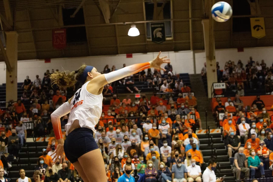 Outside hitter/right side Jessica Nunge sends the ball to the opposing team during homecoming week on Oct. 3, 2021. Nunge and the rest of the Illini celebrate senior weekend and two victories continuing the teams winning streak.