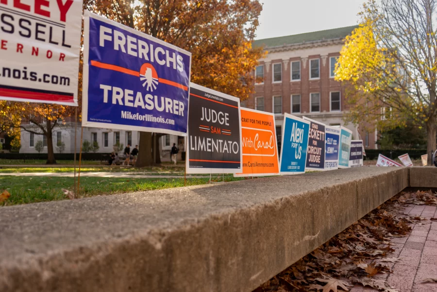 Campaign+signs+placed+in+front+of+the+Illini+Union+on+Nov.+3.+