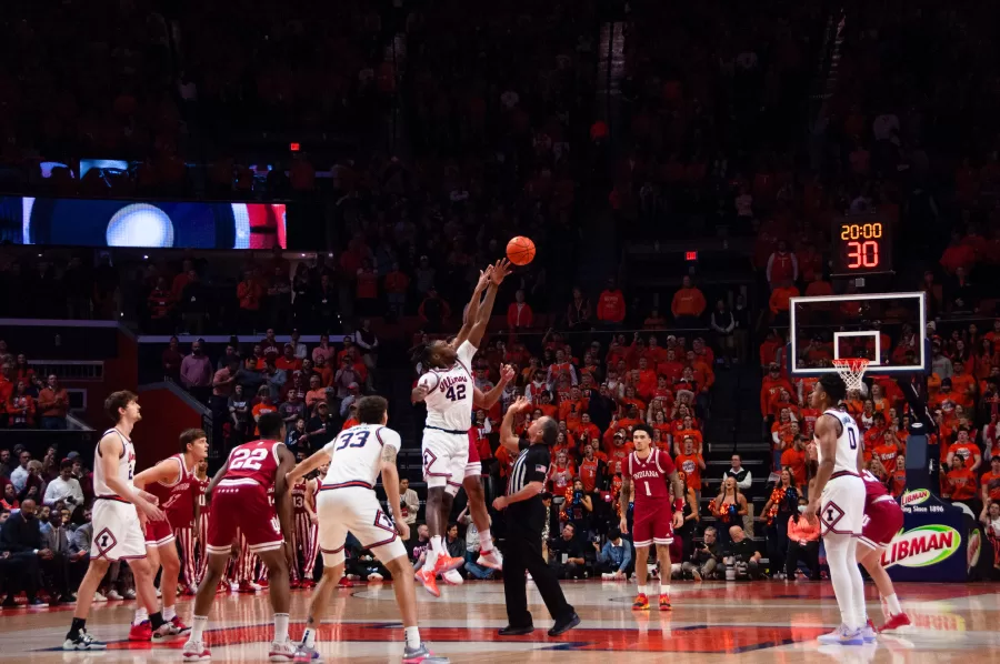 Redshirt+sophomore+Dain+Dainja+tips+off+against+Indiana+on+Thursday.+The+Illini+fell+short+to+the+Hoosiers%2C+with+the+final+score+being+80-65.+