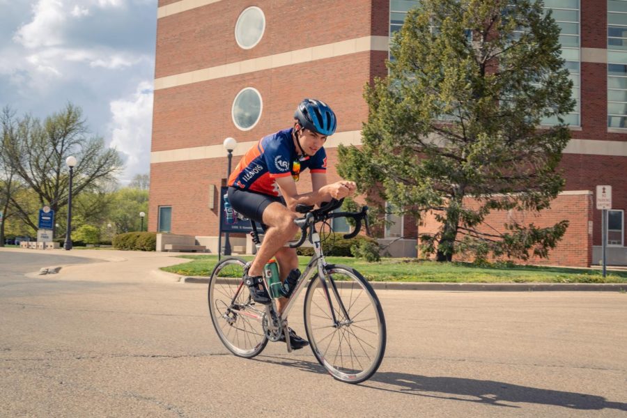 UI+student+bikes+across+country%2C+fundraises+for+breast+cancer