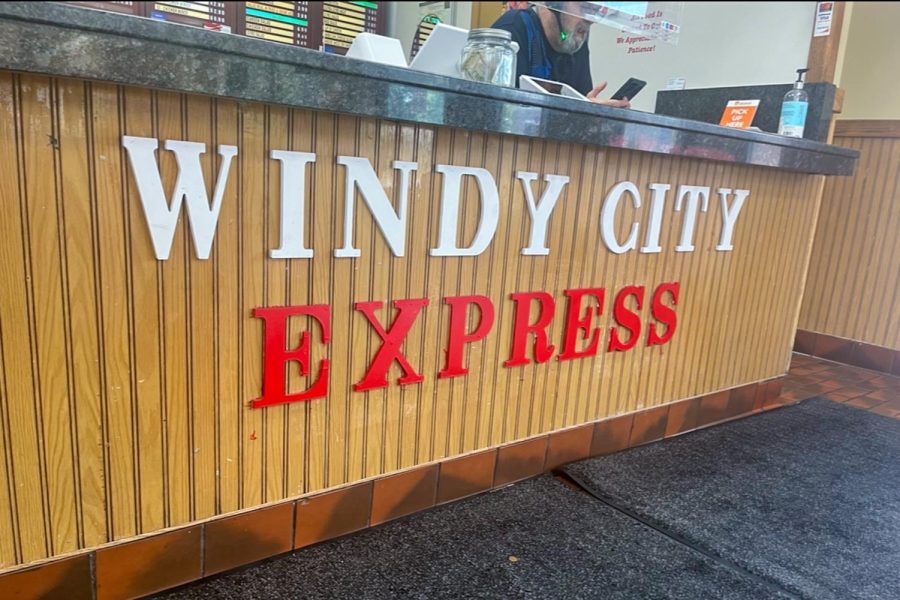 The order counter at Windy City Express in Urbana