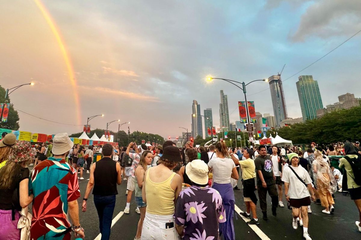 After the rain, a rainbow appeared above the festival, which proved to be a popular photo opportunity for festival goers.