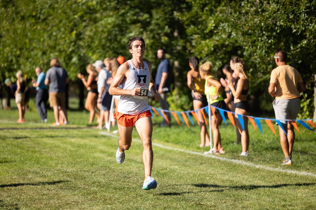 Senior+Jack+Roberts+runs+at+the+Illini+Open+at+the+Illinois+Arboretum+on+Sept.+1.+Roberts+will+be+running+at+the+Big+Ten+Championships+in+Madison%2C+Wisconsin.