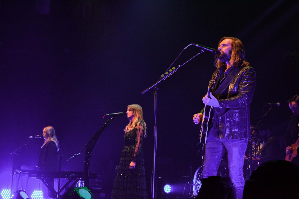 Rumors of Fleetwood Mac perform at Virginia Theater on Nov. 15.