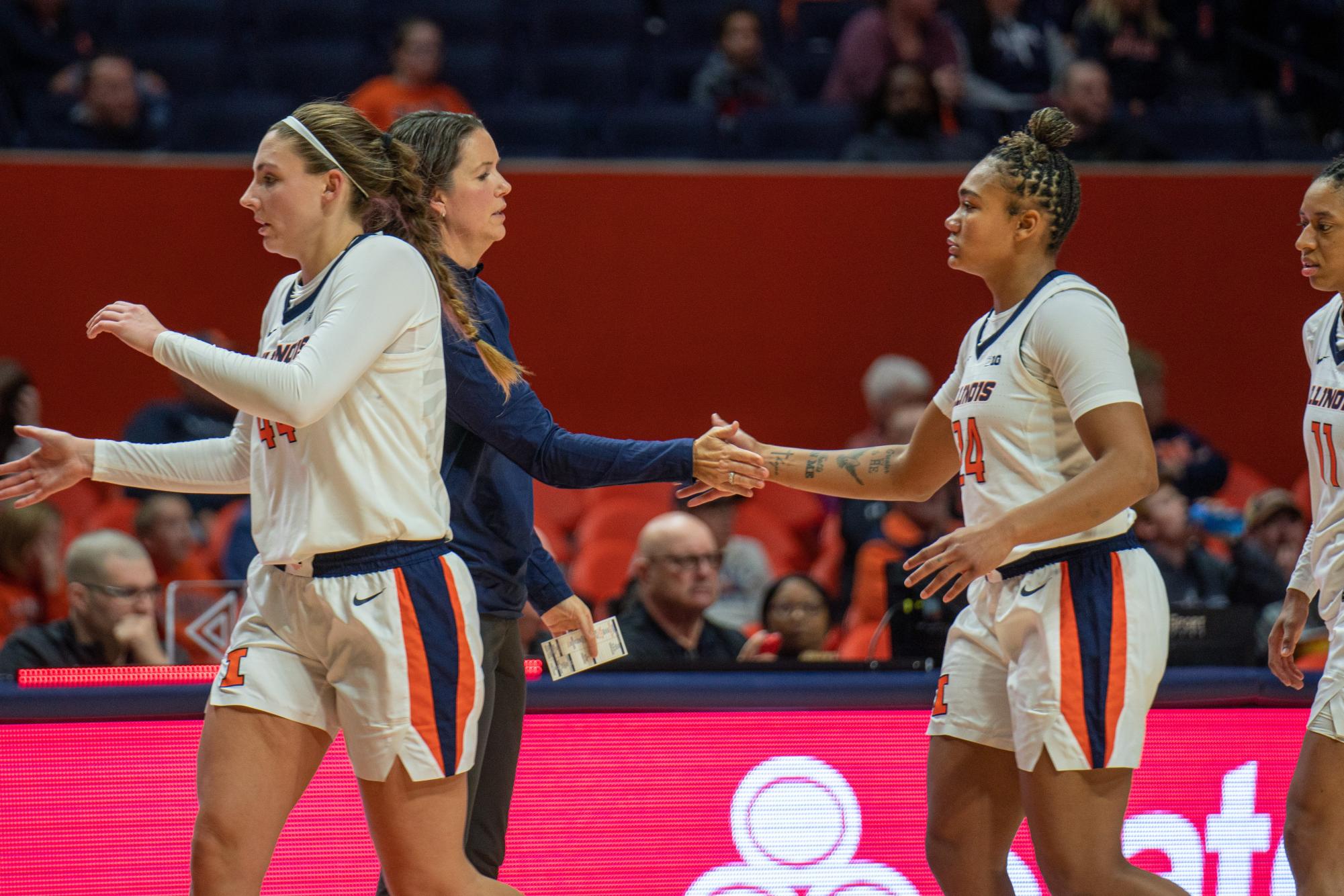 Illinois Women S Basketball Falls Short In Tough Battle Against   10.30.23 WBBvsTruman O.McAfoos 23 