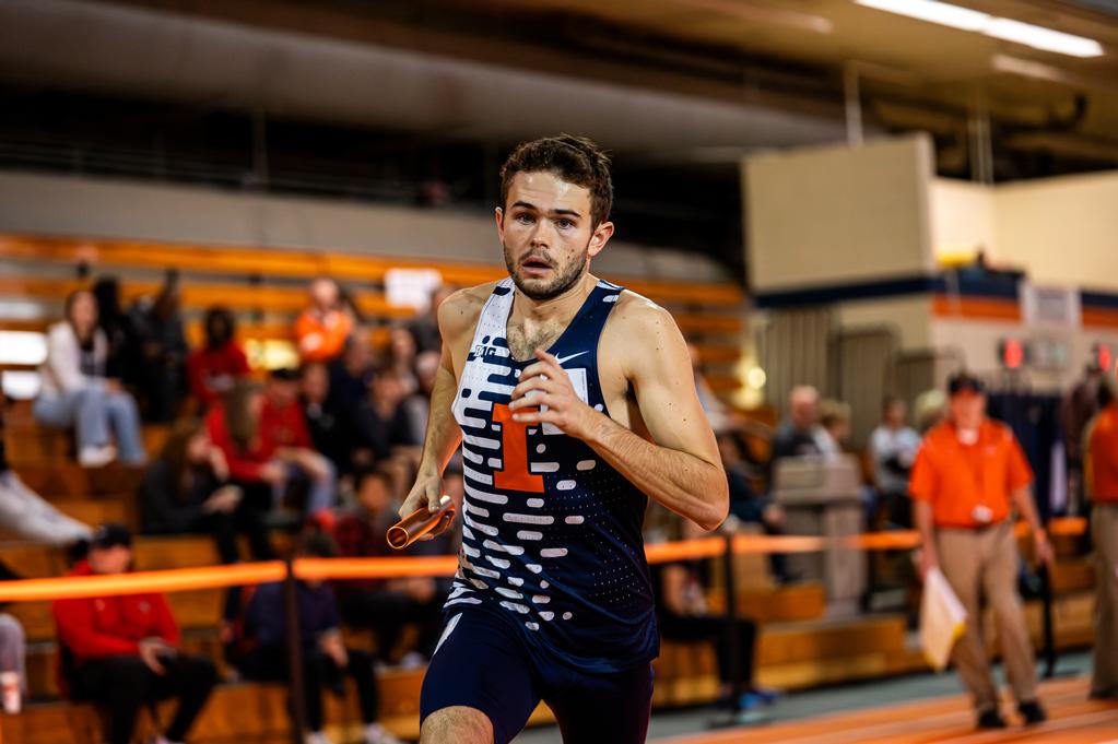Senior+distance+runner+Jack+Roberts+competes+during+the+Illini+Challenge+on+Jan.+26.