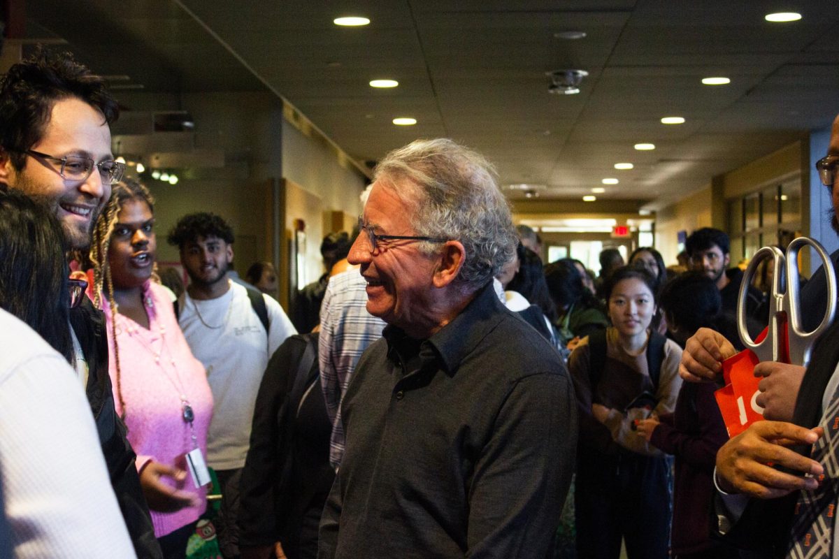 Thomas Siebel interacts with students at the Siebel School of Computing and Data Science on Oct. 18.
