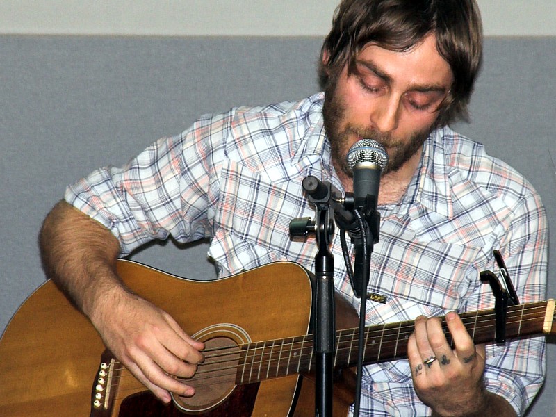 American Football lead singer Mike Kinsella in 2007.