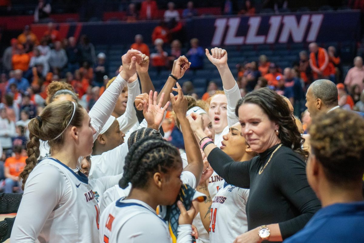 Illinois breaks it down before a WBIT victory over Stony Brook on March 24, 2024. 