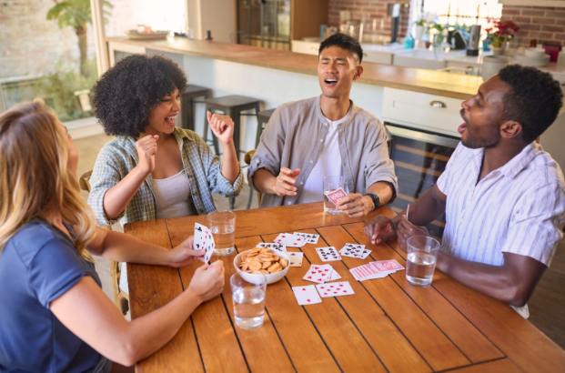 Why Students Choose Tabletop Blackjack Over a Night of Watching TV Shows