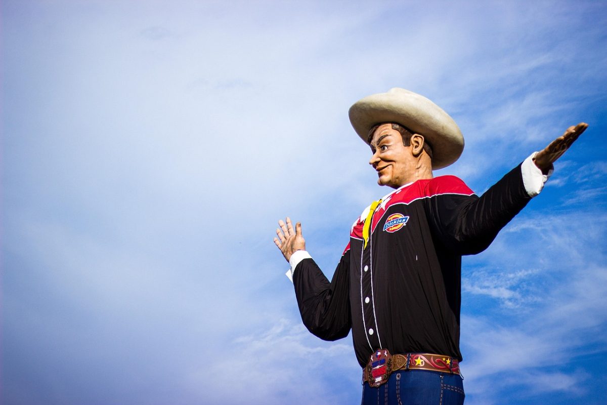 Texas Eyes Another QB with a Famous Pedigree, Longhorns in Pursuit of 2027 Legacy Signal Caller Gunner Rivers