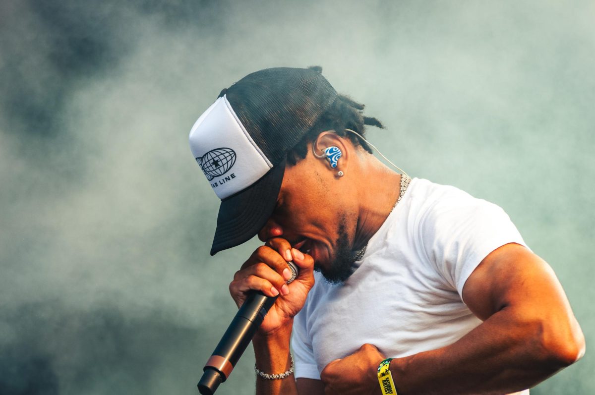 Chicago-native Chance the Rapper appears at Perry's stage Saturday for a last-minute , 15 minute set.
