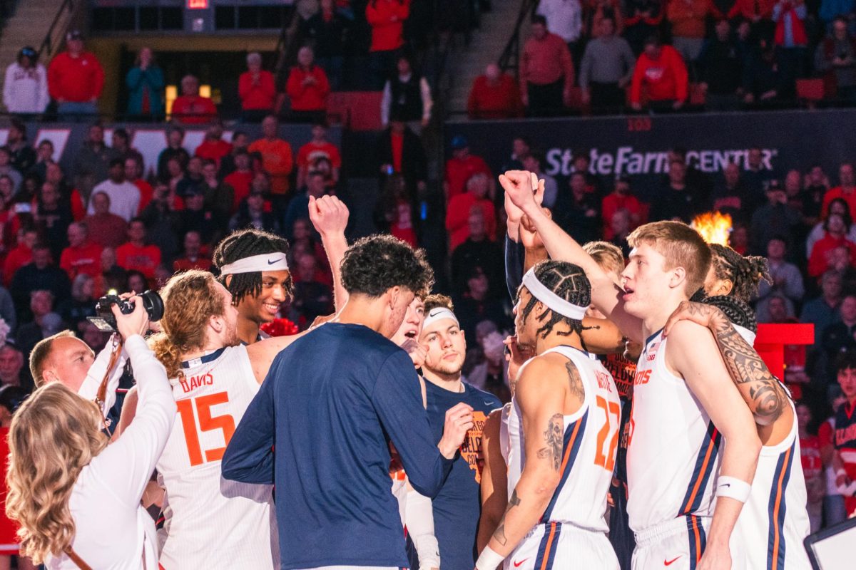 The Illinois men's basketball team prepares for their game against Maryland on Jan. 1. The Illini lost the game 70-91.