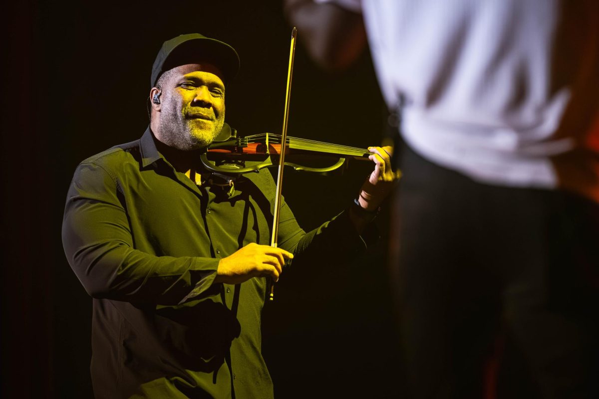 11.12.25_BlackViolin_N.Markunas-8