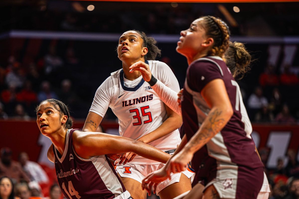 Redshirt sophomore center Lety Vasconcelos prepares for a rebound during an Illinois free throw during its game against Bellarmine on Dec. 2.