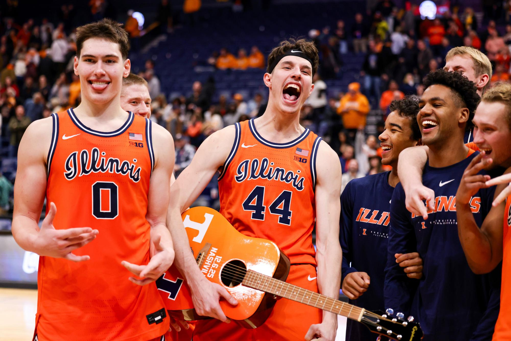 No. 14 Illinois finds rhythm, wins hard-fought battle against No. 13 Tennessee in Music City