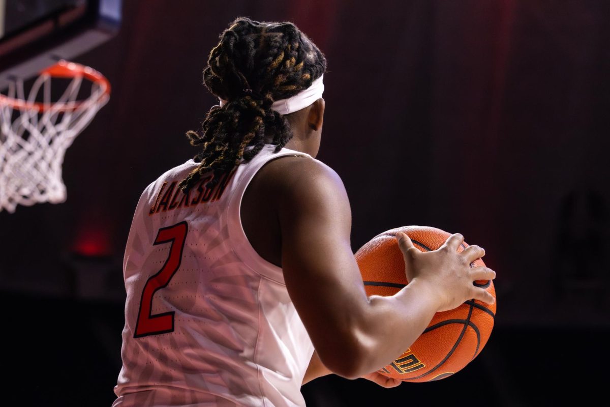 Freshman guard Destiny Jackson looks to pass the ball in during the Illinois’ game against Rutgers on Feb. 17.