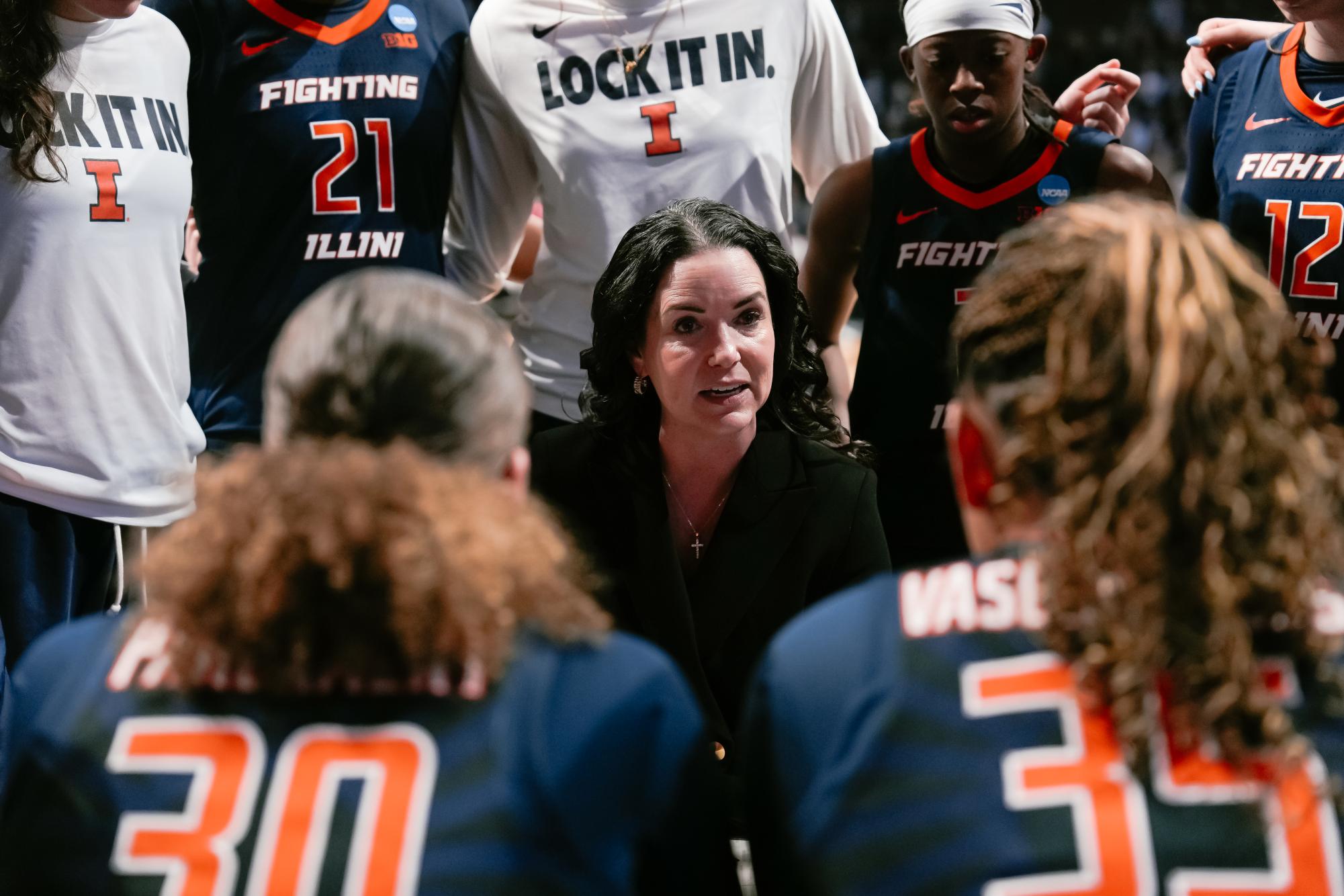 No. 7 Illinois’ season comes to an end after 18-point loss to No. 2 Vanderbilt