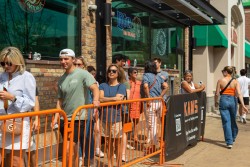 The line at KAMS was significantly shorter at around the same time.