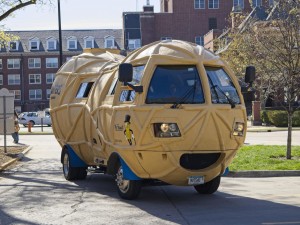 "Cashew later!" O'Donnell yelled their signature catchphrase as the NUTmobile made its departure.